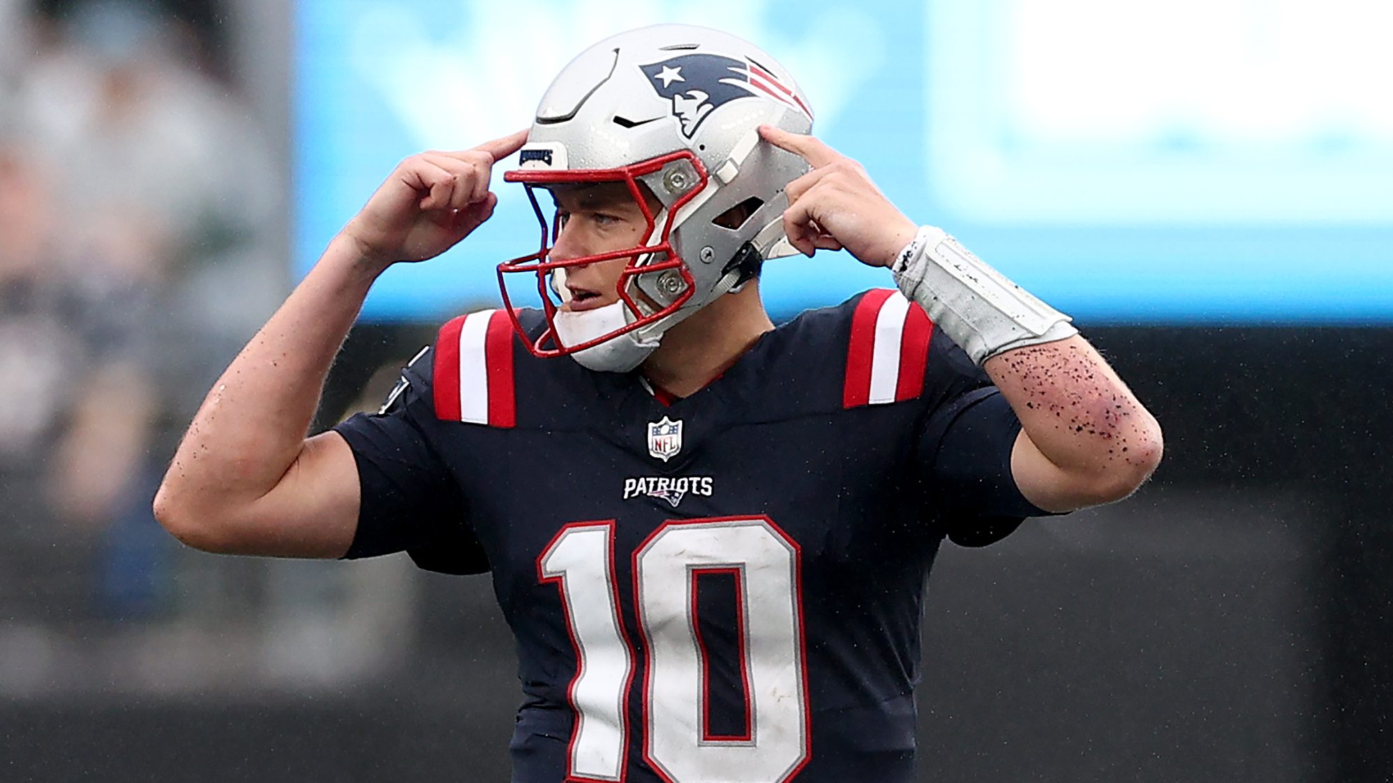 Benched Patriots QB Mac Jones Taken Down by Fox's Howie Long: Not 'The Guy'