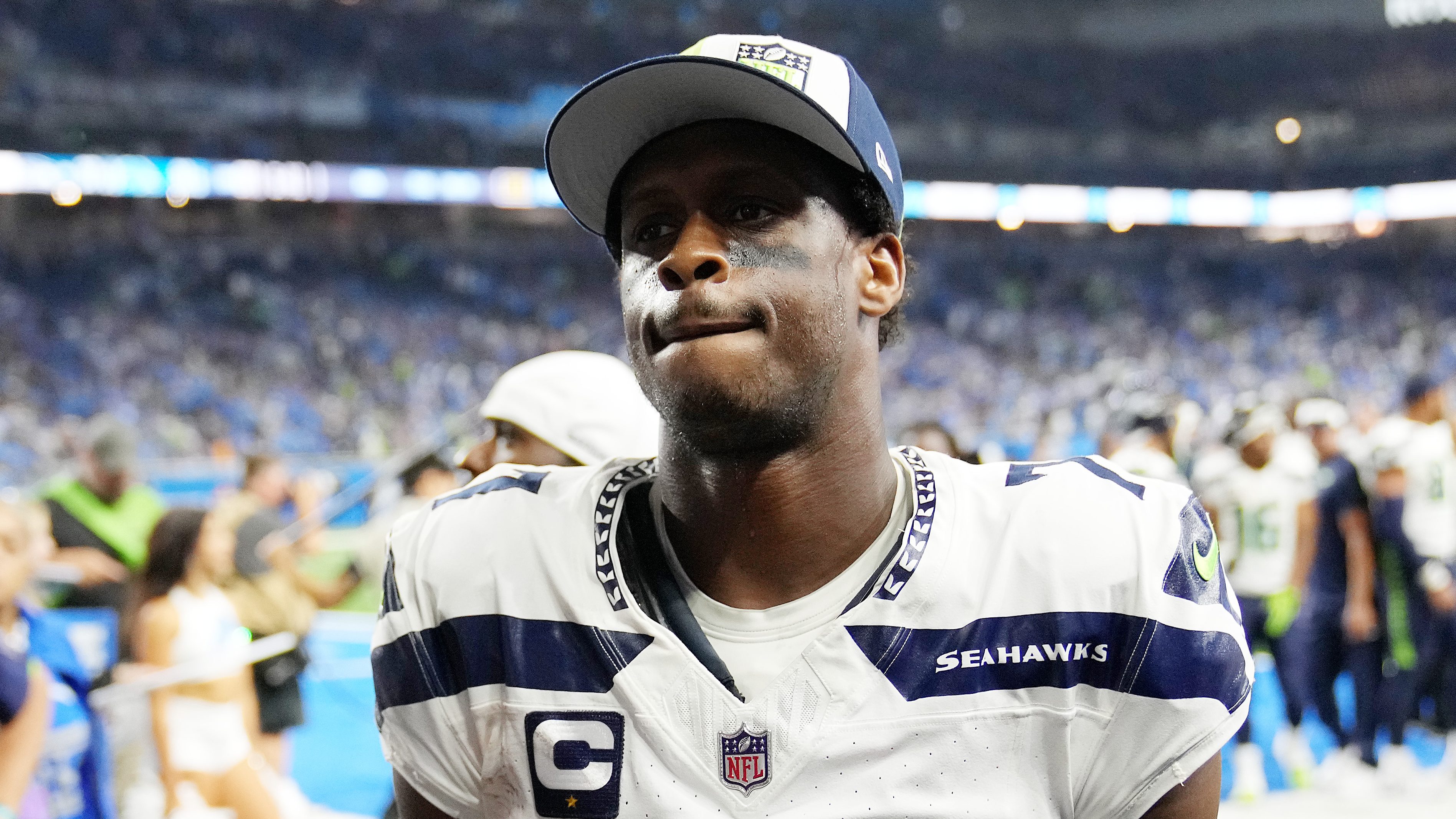 Geno Smith returns to Giants vs. Seahawks despite knee injury