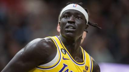 Celtics Sign 26-Year-Old Ex Lakers Big Man: Report