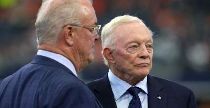 Jerry Jones Issues Stern Message to Cowboys Players After Packers Blowout