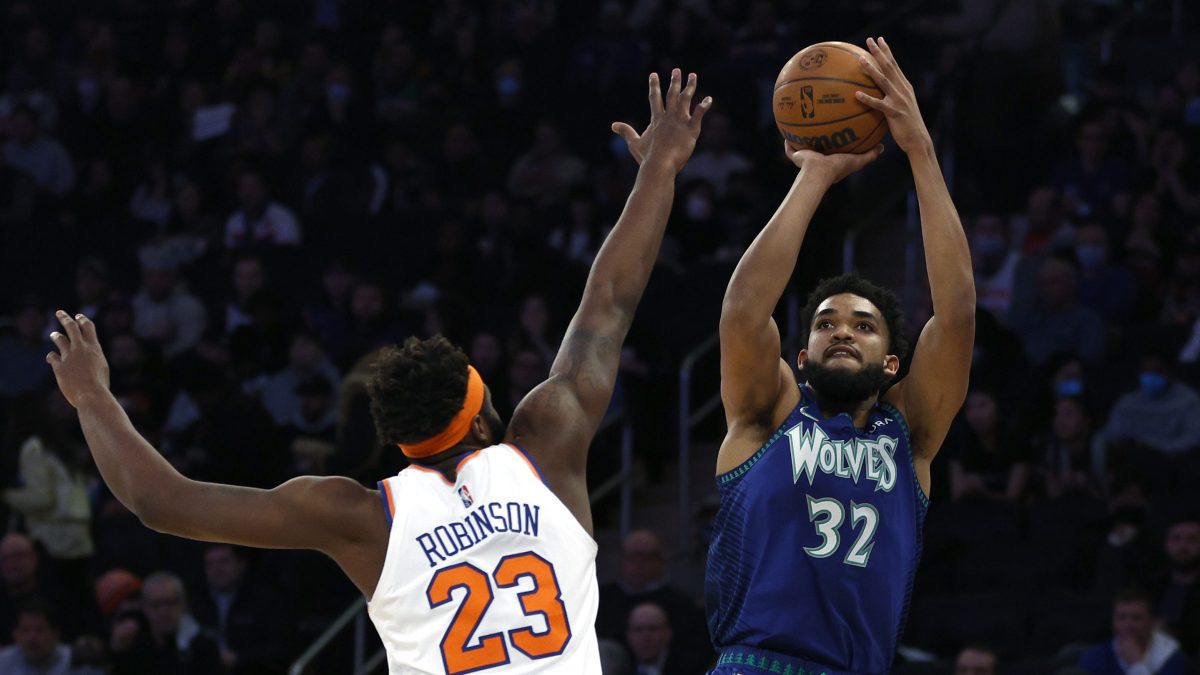 Knicks Waive 2 Players After Karl-Anthony Towns Trade - Heavy.com