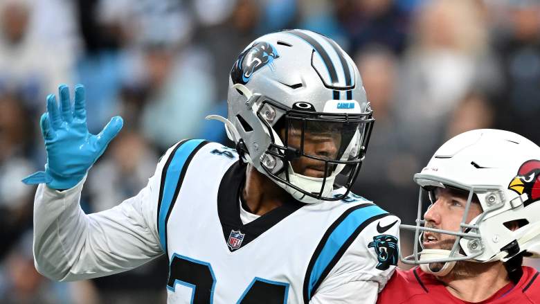 Bears Trade Pitch Nets Team Panthers Cornerback C.J. Henderson