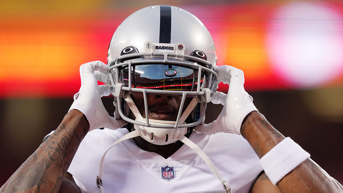 Davante Adams Trade from Raiders to Baltimore Ravens Proposed by