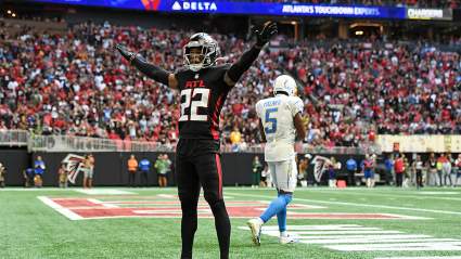 Raiders Sign Ex-Falcons CB, Release Veteran WR & Rookie CB