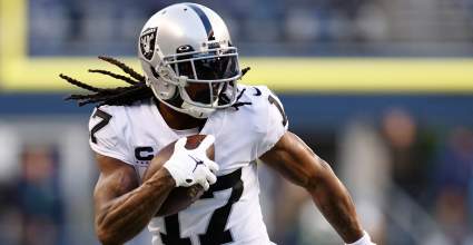 Cowboys Icon Teases Dallas Signing Raiders WR Davante Adams