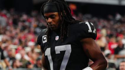 Bills Among Betting Favorites to Land WR Davante Adams at Trade Deadline
