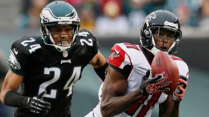 Eagles News: Philly Signs Julio Jones on Bargain Over Ex-Saints Starter