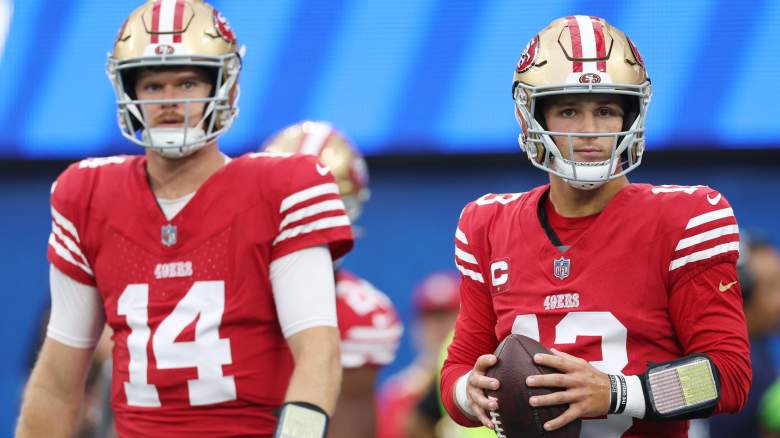 Sam Darnold (left) and Brock Purdy of the 49ers