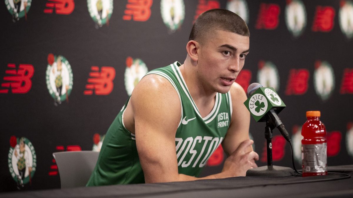 What are Sam Hauser's contract details with Boston Celtics for the NBA  season 2022-23?