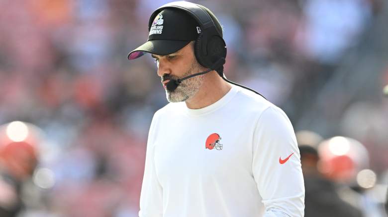Cleveland Browns head coach Kevin Stefanski needs to find a way to get the run game on track.