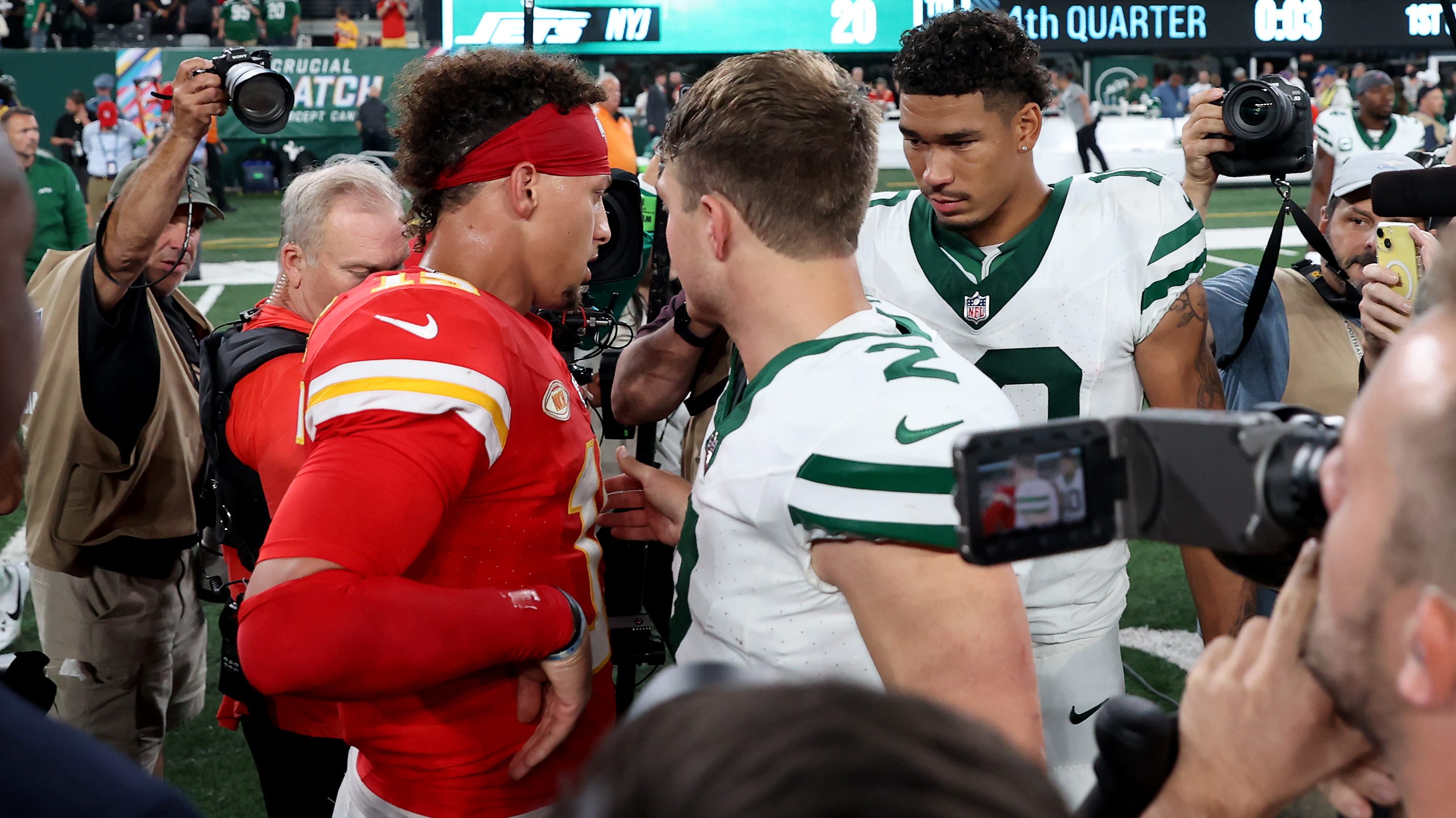 Patrick Mahomes Sends Message to Zach Wilson After Jets-Chiefs