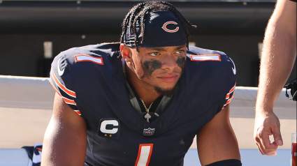 Bears Receive Troubling Update on Justin Fields Injury After MRI