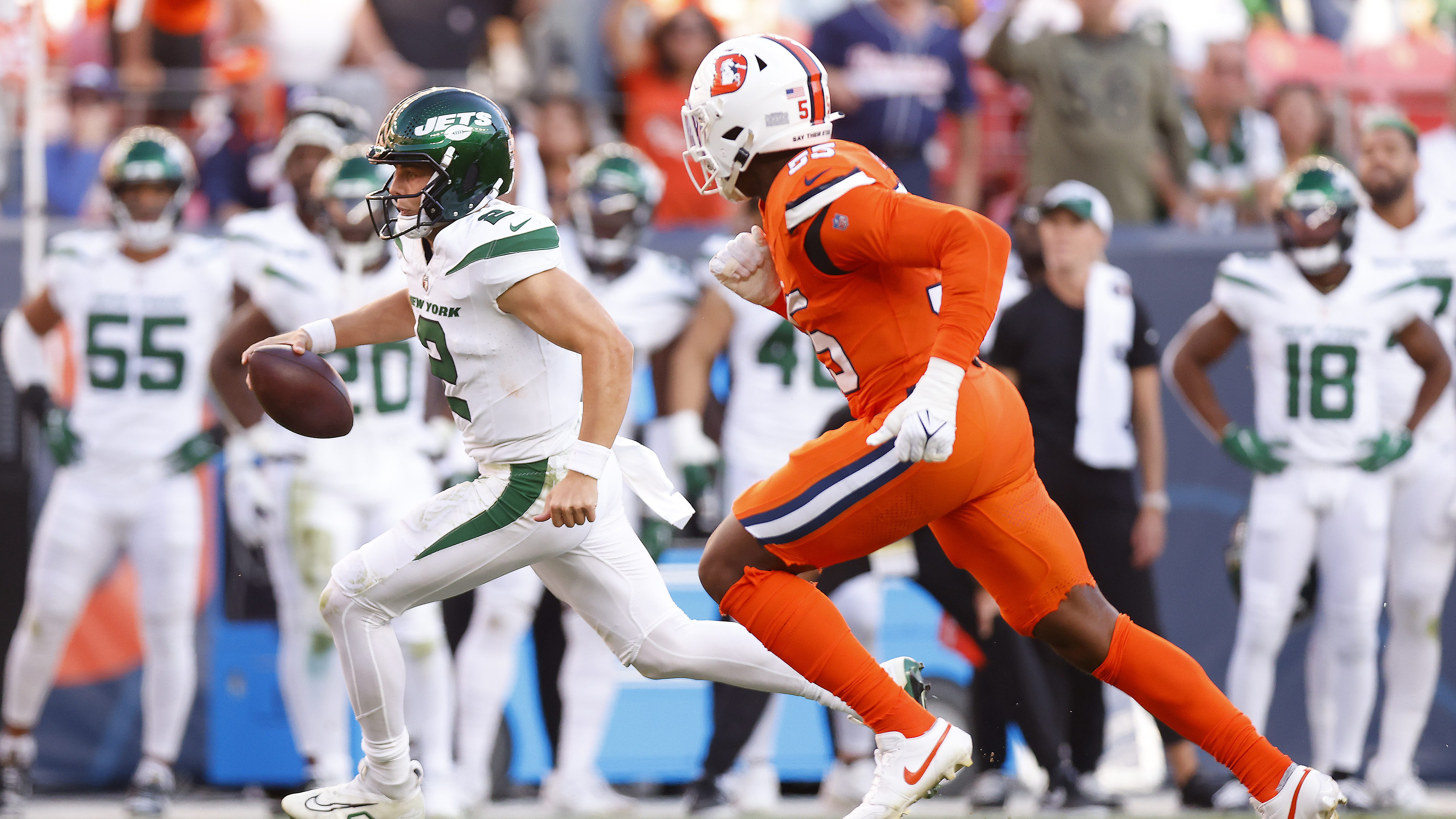 WATCH: Broncos' Von Miller sacks Jets rookie quarterback Zach