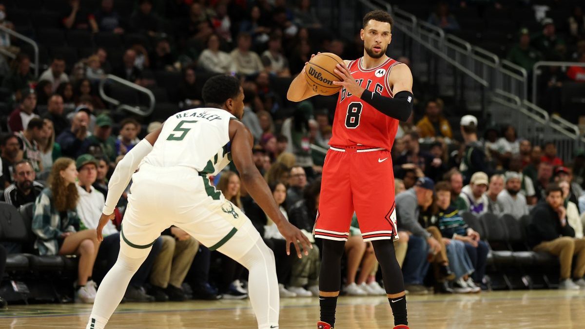 Former NBA star Brandon Roy to Bulls' Lonzo Ball: 'Focus on yourself