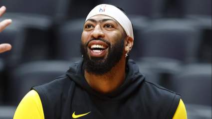 Lakers’ Anthony Davis Roasts Teammate: ‘Won’t Be Playing in 4Q’