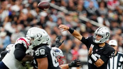 NFL Exec Lists 2 Teams That Could Have Trade Interest in Raiders QB
