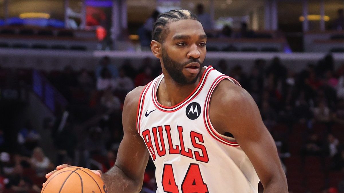 Bucks' Jae Crowder listed as 'sleeper' free agency target for Bulls