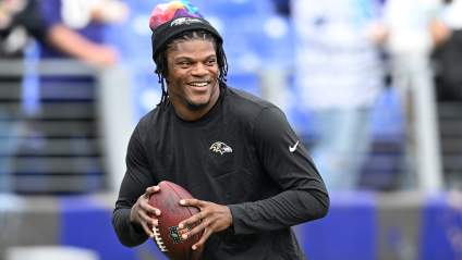 Former Ravens QB Describes ‘Awkward’ Relationship Between Lamar Jackson, Joe Flacco