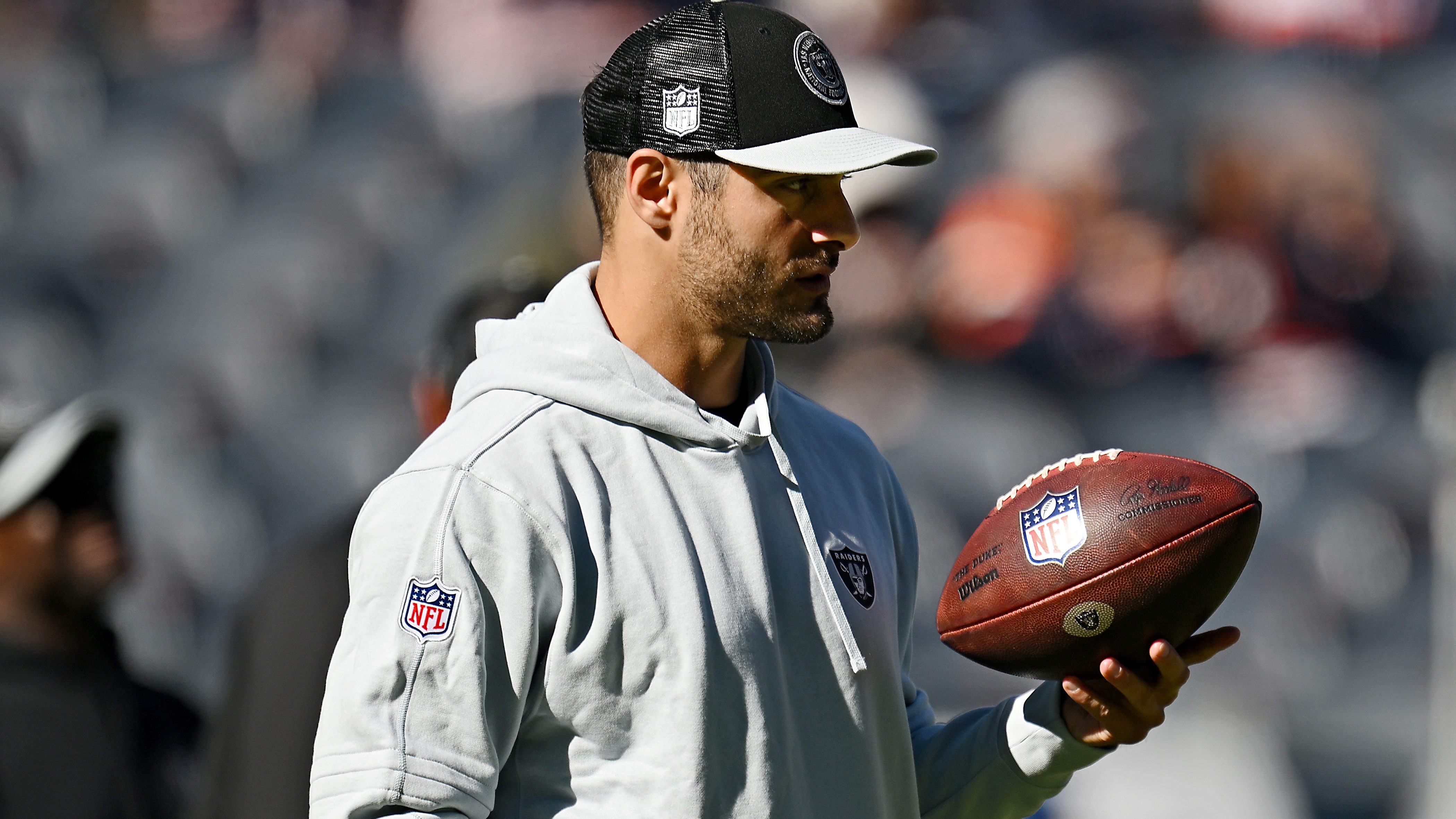 Raiders' Jimmy Garoppolo misses practice with back injury, Raiders News