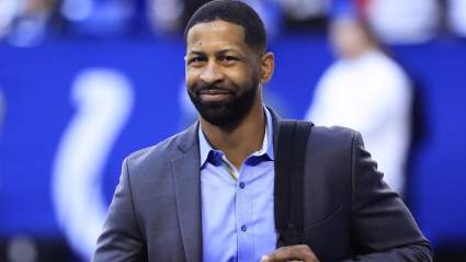 Browns Proposed Blockbuster Lands Team Bears QB as Watson Fill-in