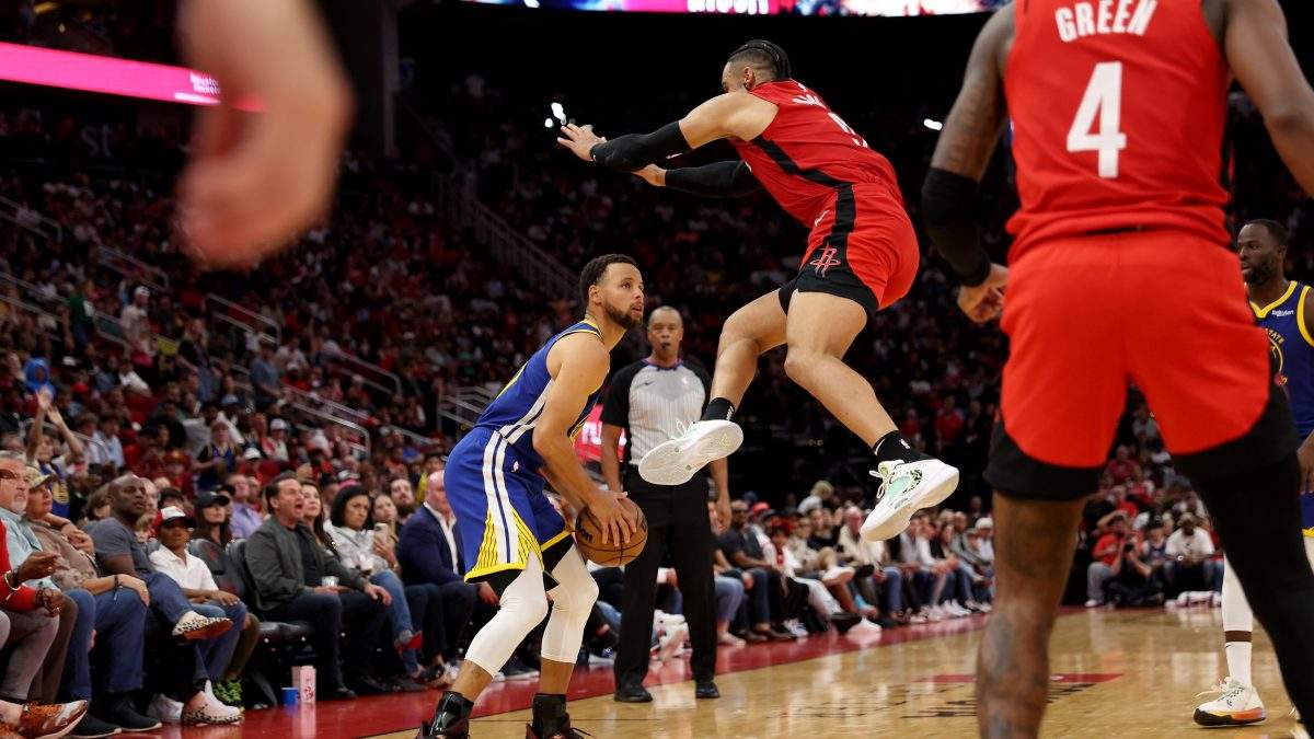 Stephen Curry's Trash Talk with Dillon Brooks Leaked - Heavy Sports