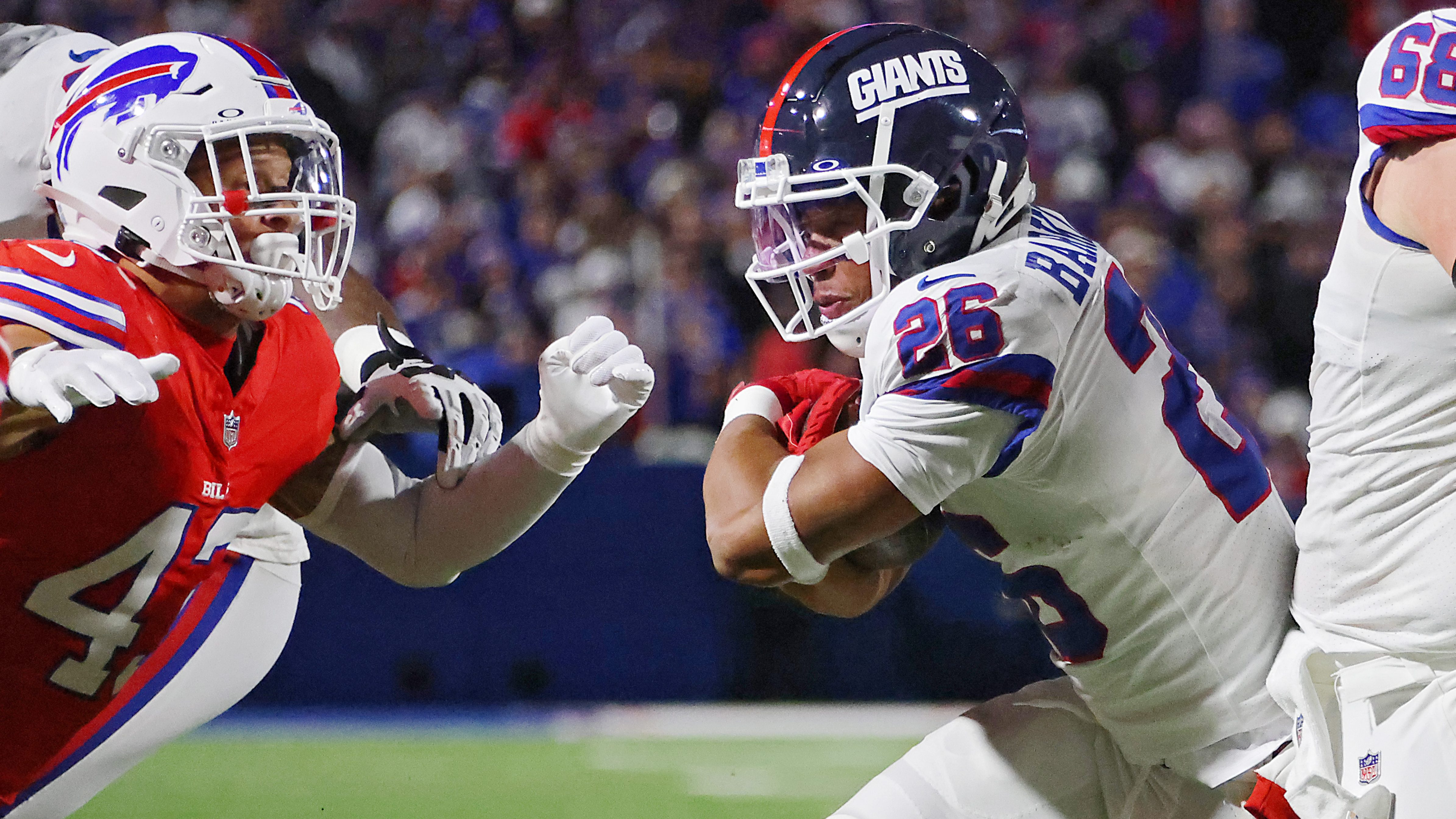 Strong run game, defense propel Giants to Week 4 win over Bears