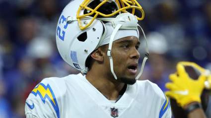 Chiefs Pushed to Sign Former Broncos & Chargers Starter as ‘Insurance’