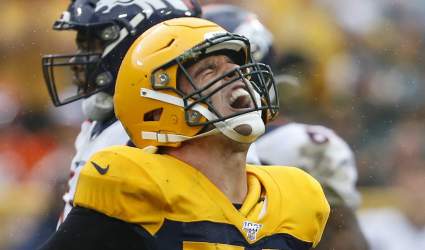 Ex-Packers ‘Man of the Year’ Ends Retirement to Sign With NFC Team