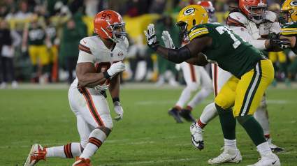 Browns Advised to Make Play for Packers Left Tackle