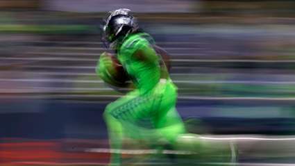 Seahawks Make Polarizing Uniform Choice for Thanksgiving 49ers Showdown