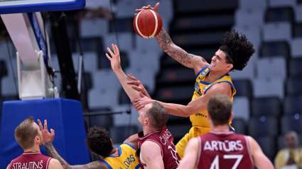 Warriors Sign Brazilian Prospect to 3-Year Deal: Report
