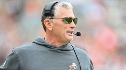 Browns Sign 3-Time Super Bowl Champ to Bolster NFL’s Best Defense