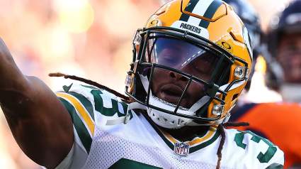 Packers Release Star Running Back, Leave Door Open for Reunion
