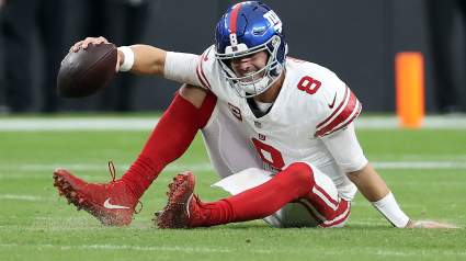 Giants Face Wait Over Potentially ‘Significant’ Daniel Jones Injury: Report