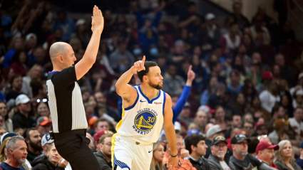 Stephen Curry Makes History, Outsprints LeBron James at 35