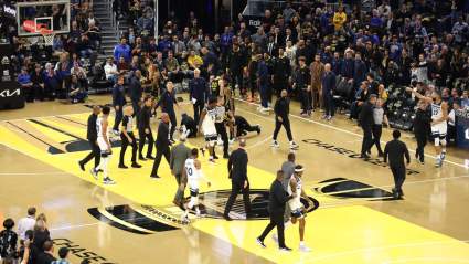 Warriors Stars Draymond Green, Klay Thompson Ejected After Wild NBA Brawl