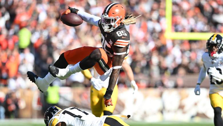 Cleveland Browns tight end David Njoku called his drops against the Steelers "unacceptable."