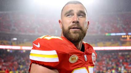 Chiefs TE Travis Kelce Reacts to $500,000 Offer to Play for Cleveland Browns
