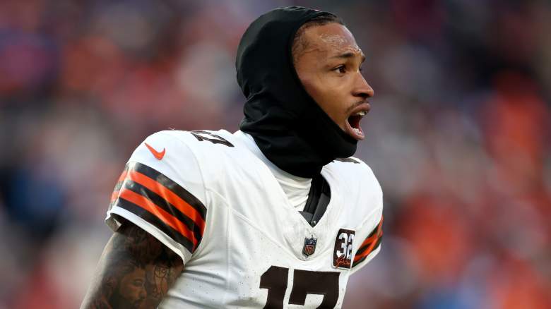 Cleveland Browns quarterback Dorian Thompson-Robinson left the game against the Broncos after a dirty hit.