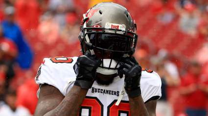 Chiefs Called One of ‘Best Options’ for Available 2-Time Champion Pass Rusher