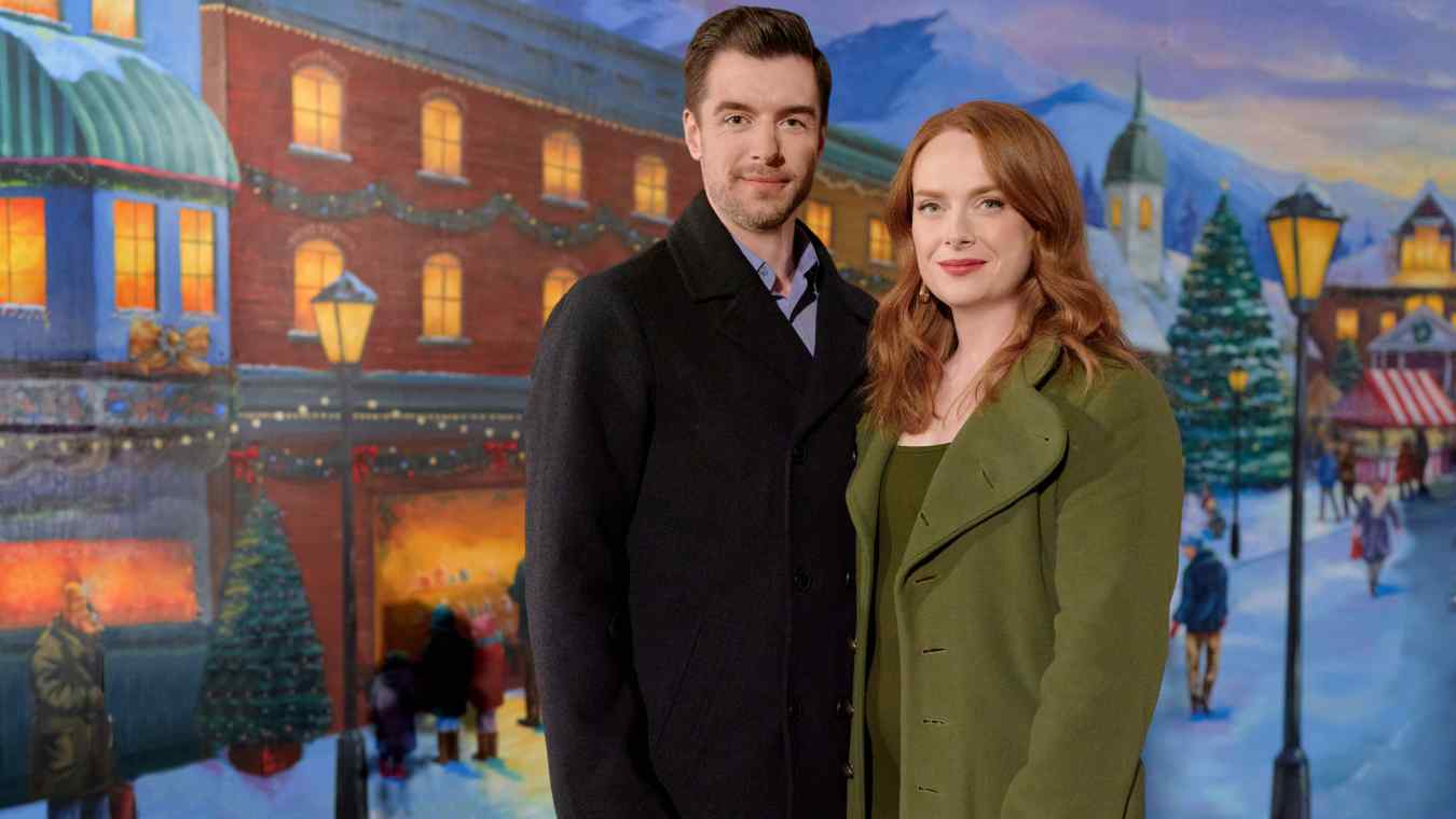 Where Was 'Our Christmas Mural' Filmed? Cast Stories