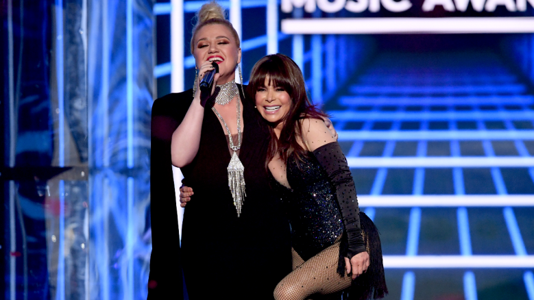 Kelly Clarkson and Paula Abdul at 2019 Billboard Music Awards.