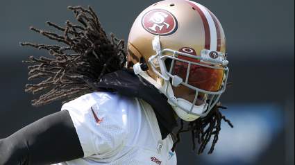 49ers Finally Signing ‘Most Respected’ Veteran Amid Injury Concerns