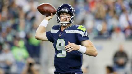 Seahawks Sign Veteran QB Amid Geno Smith Injury Concerns