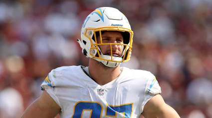 Bears Trade Proposal Nets Team $135 Million Pass-Rusher