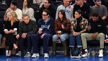 Knicks Remove Supermodel Emily Ratajkowski From VIP List: Report