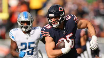Bears’ Cole Kmet Goes Off on Lions’ Aidan Hutchinson’s Fourth-Down ‘Jump’