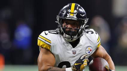 Steelers’ Jaylen Warren Delivers Message to WR George Pickens
