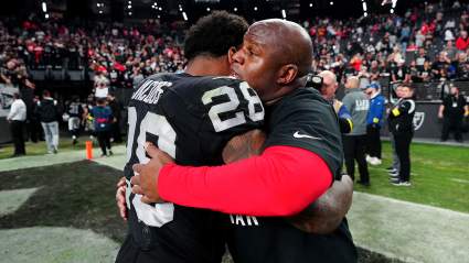 Insider Floats Big-Name Assistant as Next Raiders OC for Antonio Pierce’s Staff