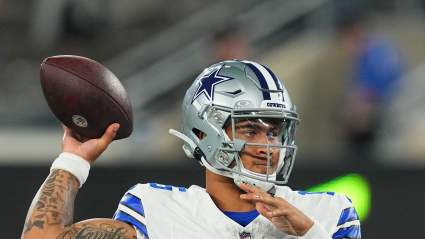 Cowboys Could Strike Surprise Quarterback Trade With Seahawks: Analyst